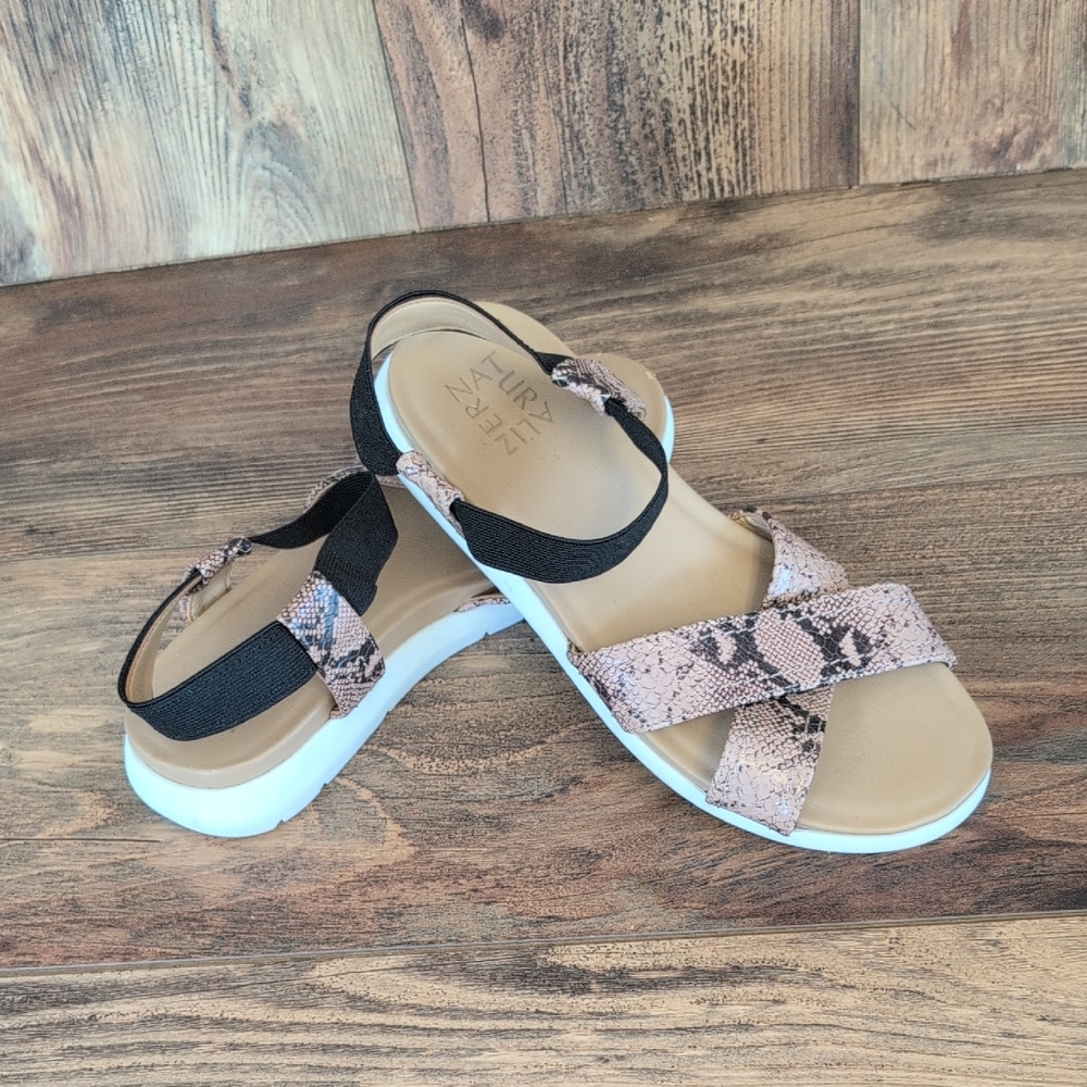 Naturalizer Lily Tan/Black Snake-Print Elastic Strap Sandals 6.5           AB140